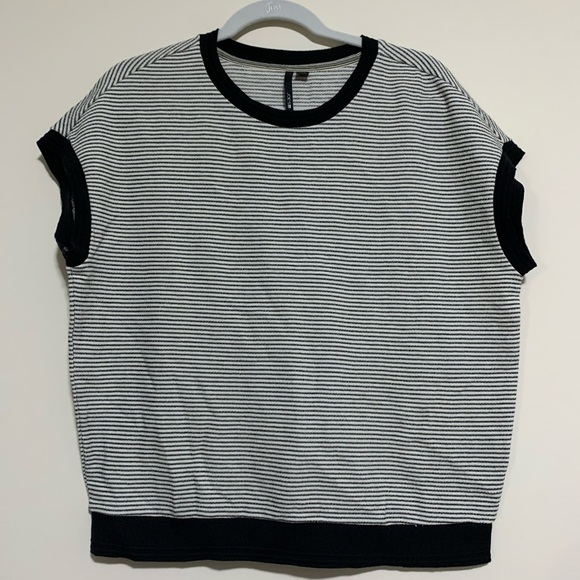 Joes black and white stripped top - Picture 1 of 4